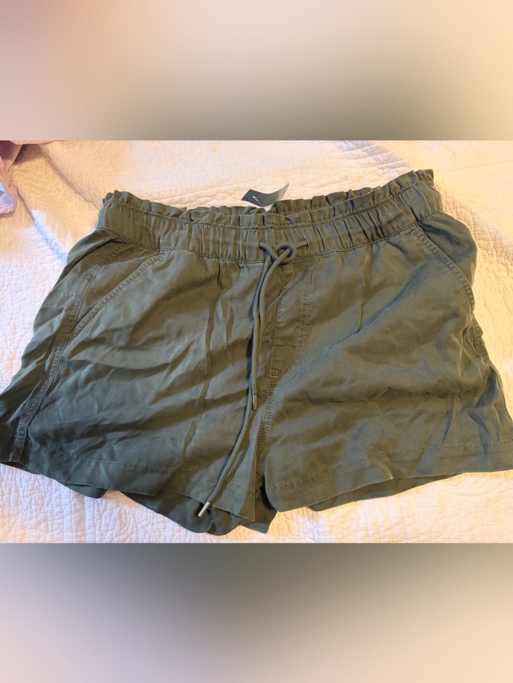 Loft Drawstring Women’s Olive Green Shorts